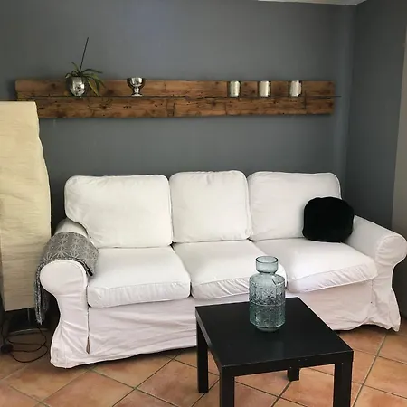 Charming In With Private Entrance *